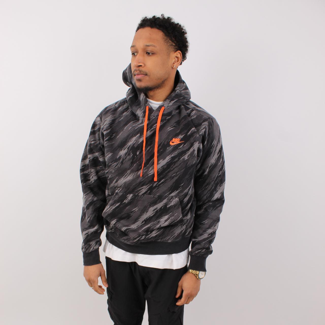 Nike Men's Black Hoodie Depop