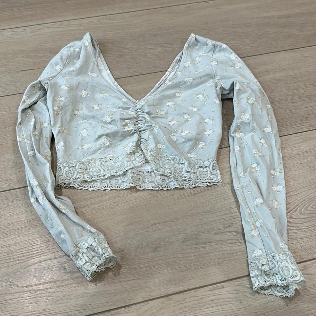 item listed by ambcloset