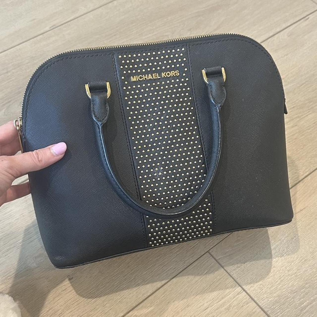 item listed by ambcloset