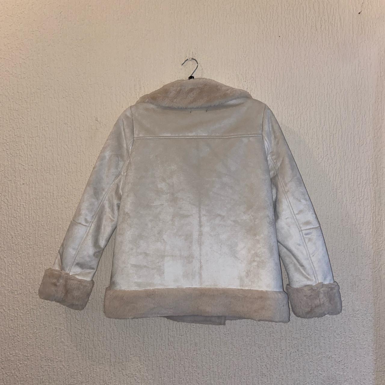 Boohoo Women's Cream Jacket Depop
