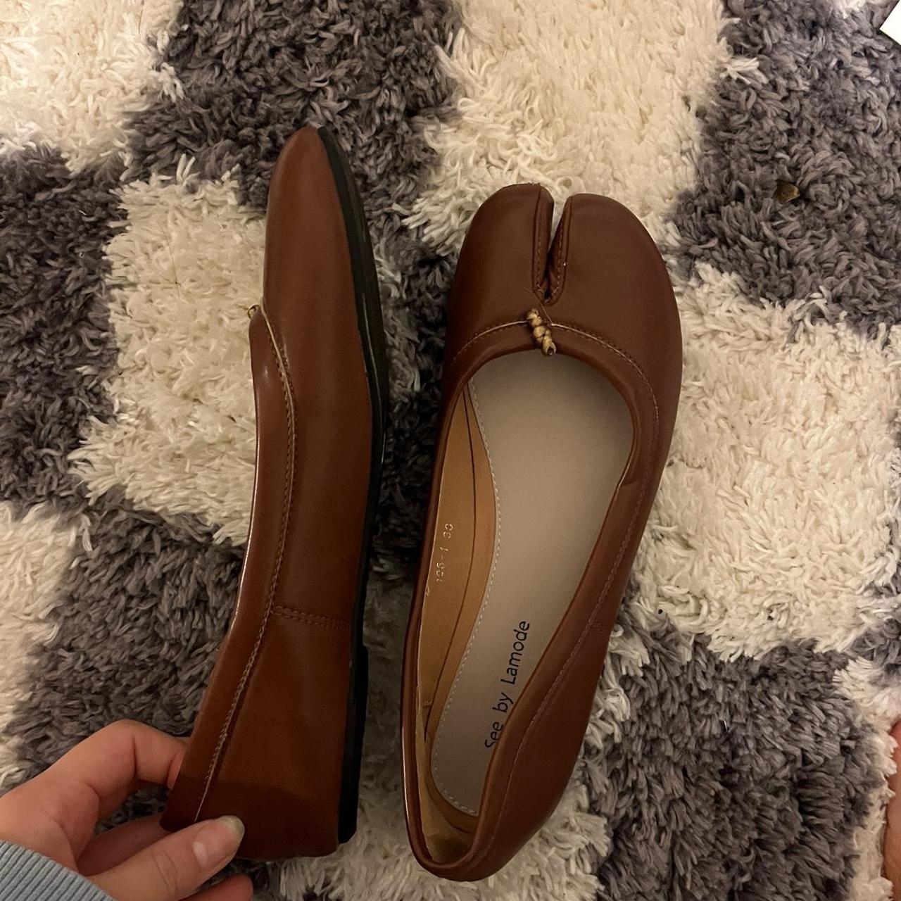 Tabi flat ballet pumps Bought in Japan Don’t fit... - Depop