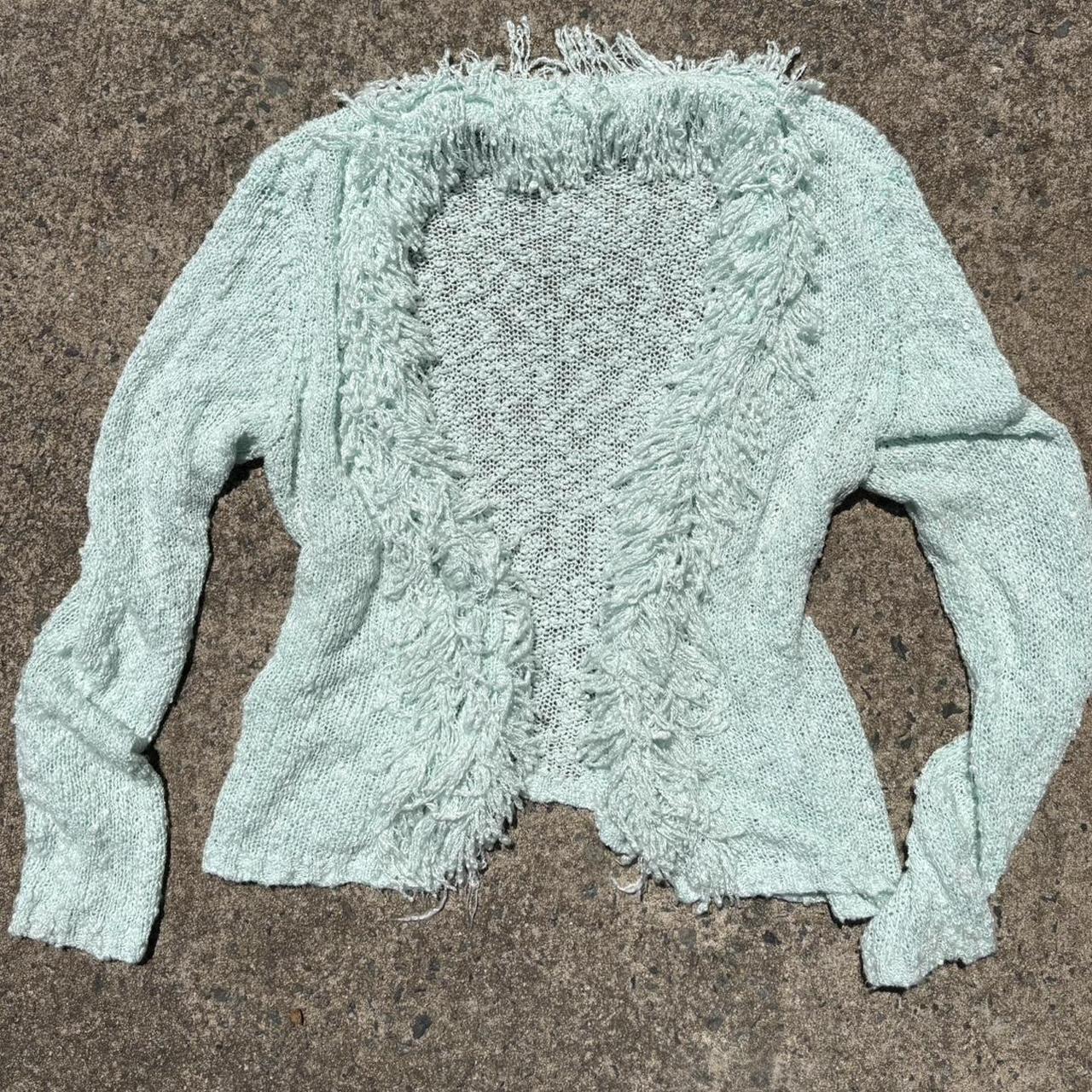 item listed by _y2kae_