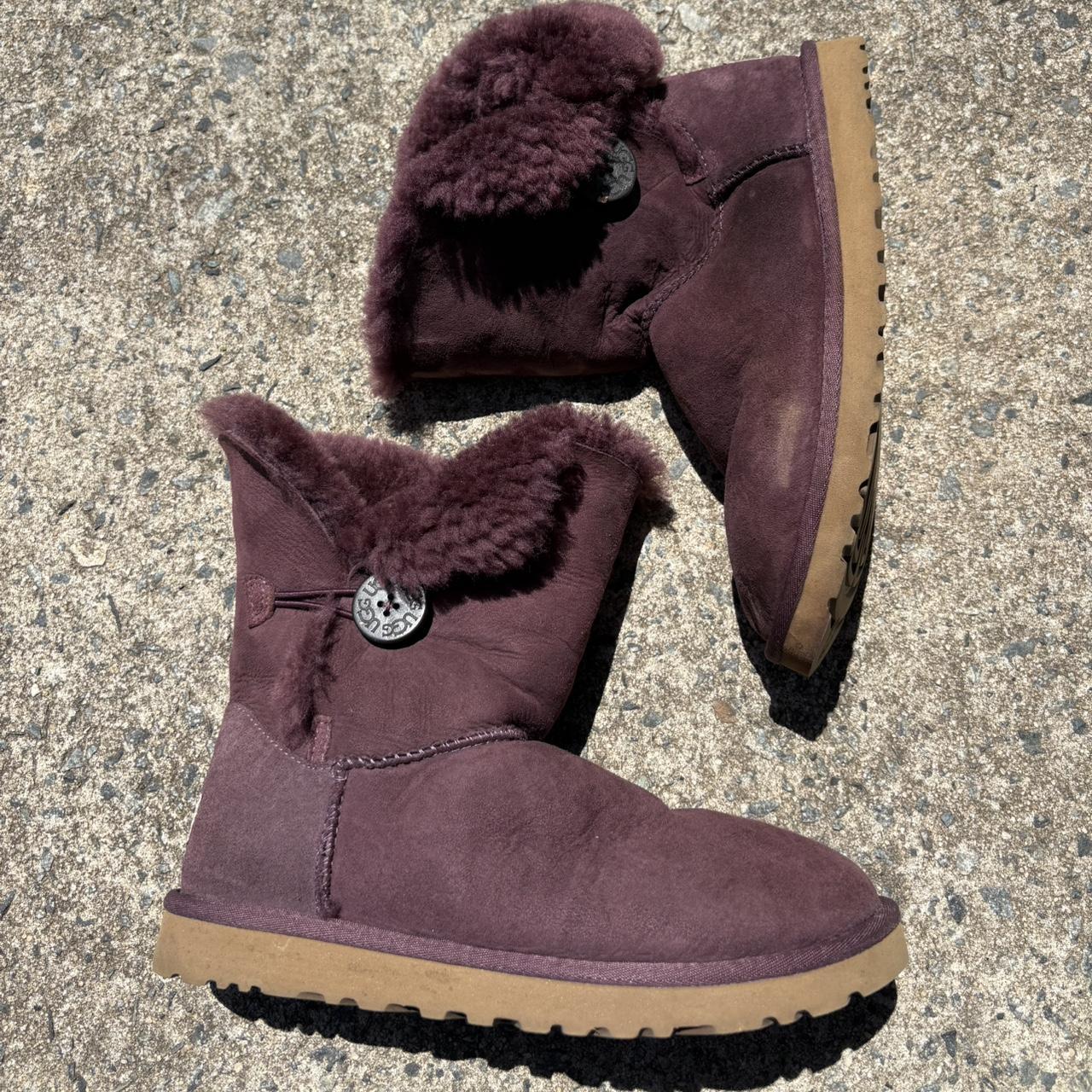 item listed by _y2kae_