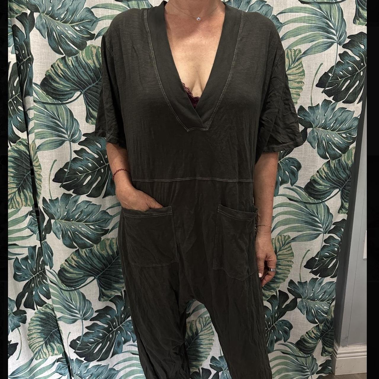 Natural Life Women's Palazzo Jumpsuit - Green/Khaki - M – Hunter Green V neck Oversized Jumpsuit with …