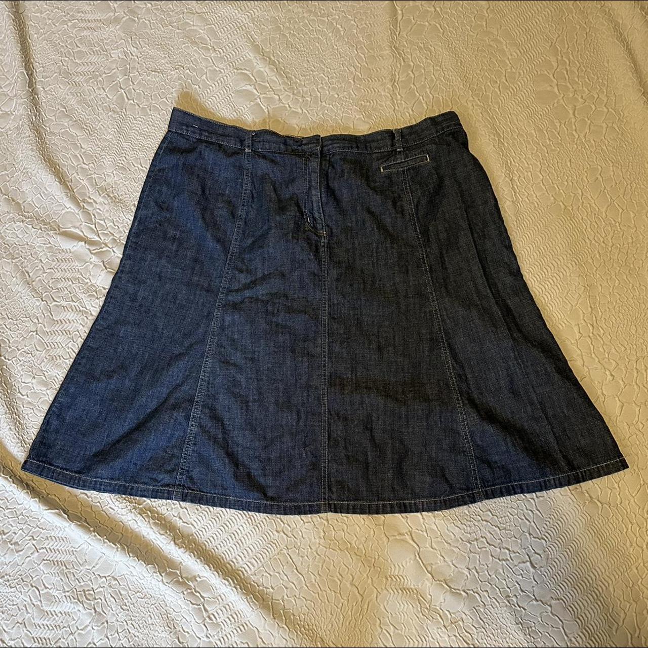 L.L.Bean Women's Navy Skirt | Depop