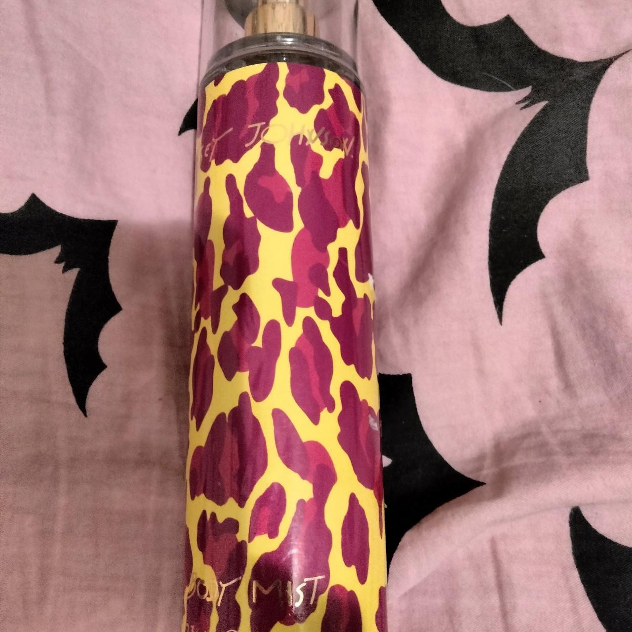 Betsey johnson body outlet mist