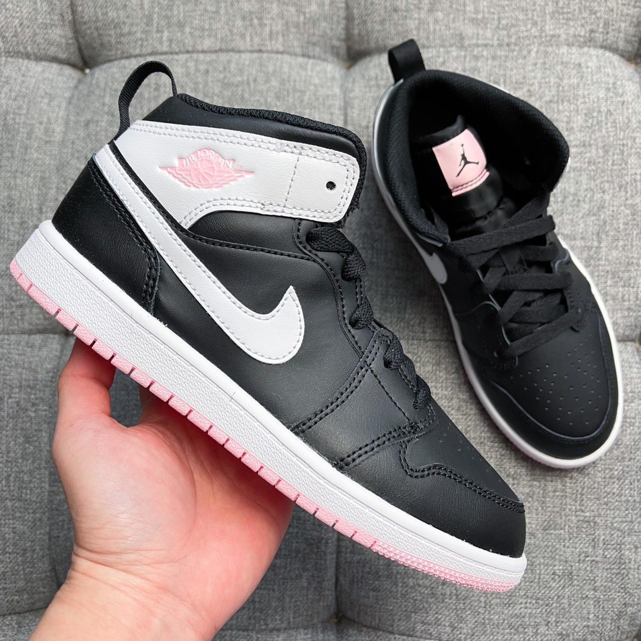 jordan 1 womens black and pink
