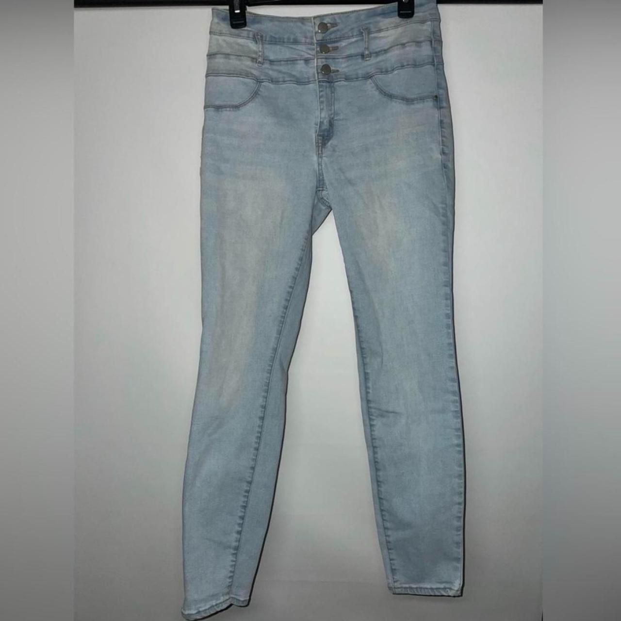 High Wasted Light Wash Jeans Size 10 In Great... - Depop