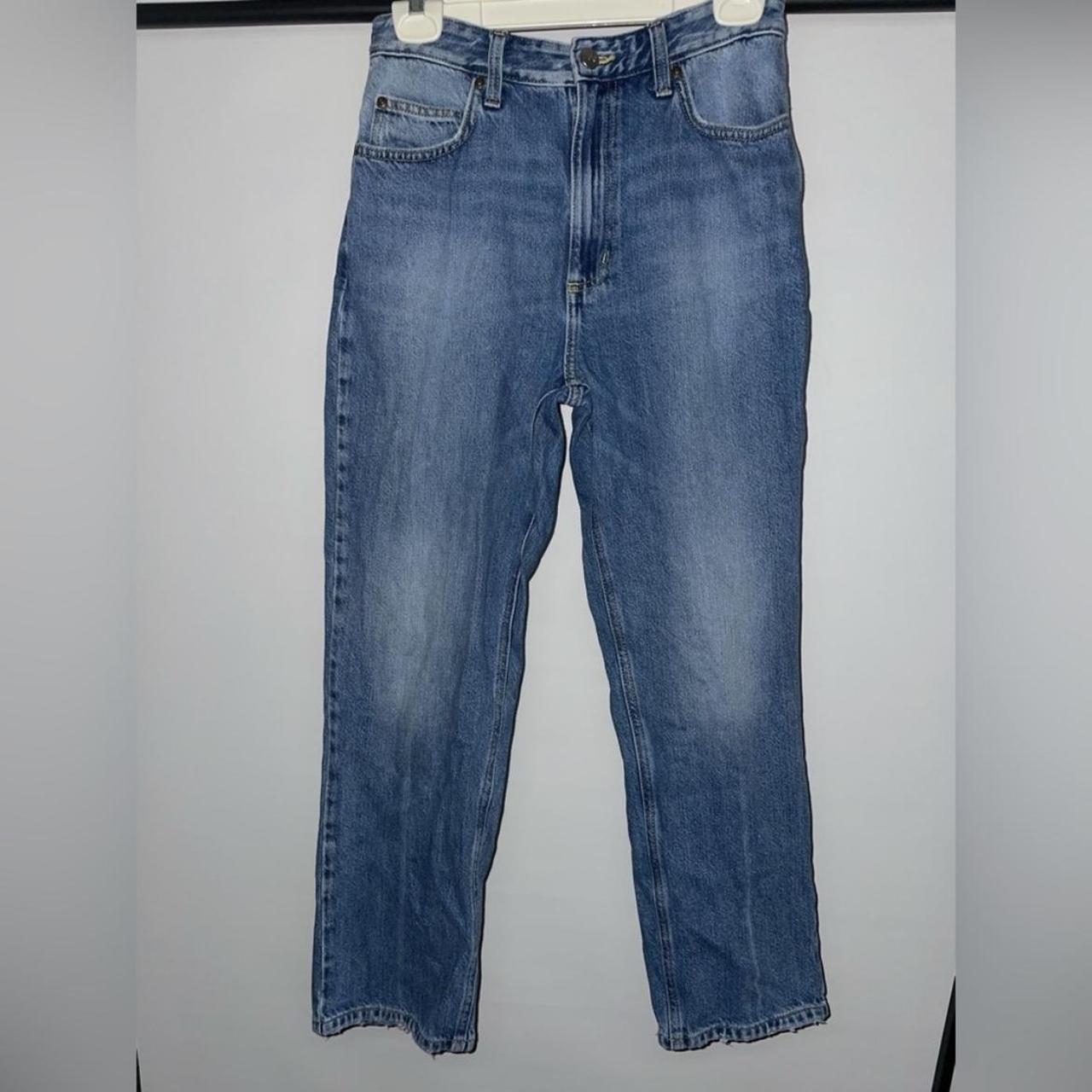Lee Straight Leg High Rise Jeans Size 28 Worn one or... - Depop