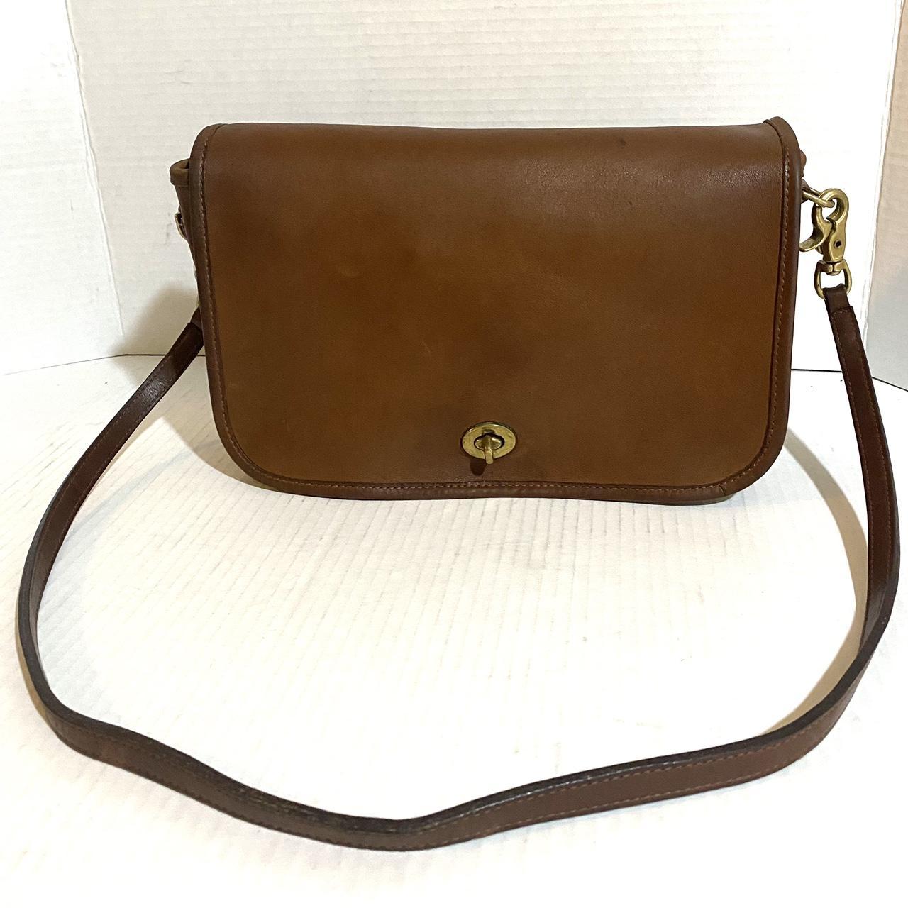 Vintage Coach Bag Penny Pocket in Ivory Leather Crossbody 