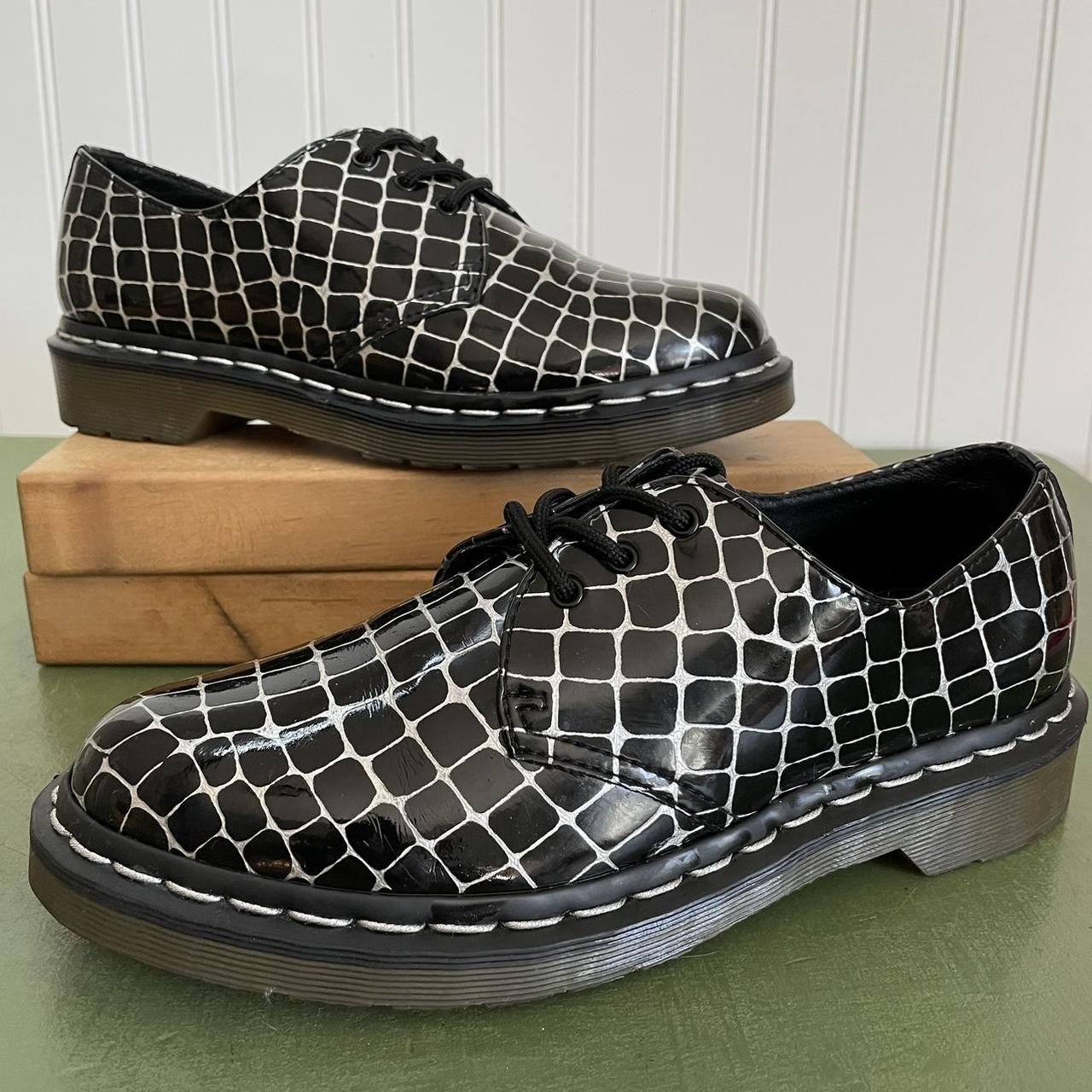 Dr discount martens 10064