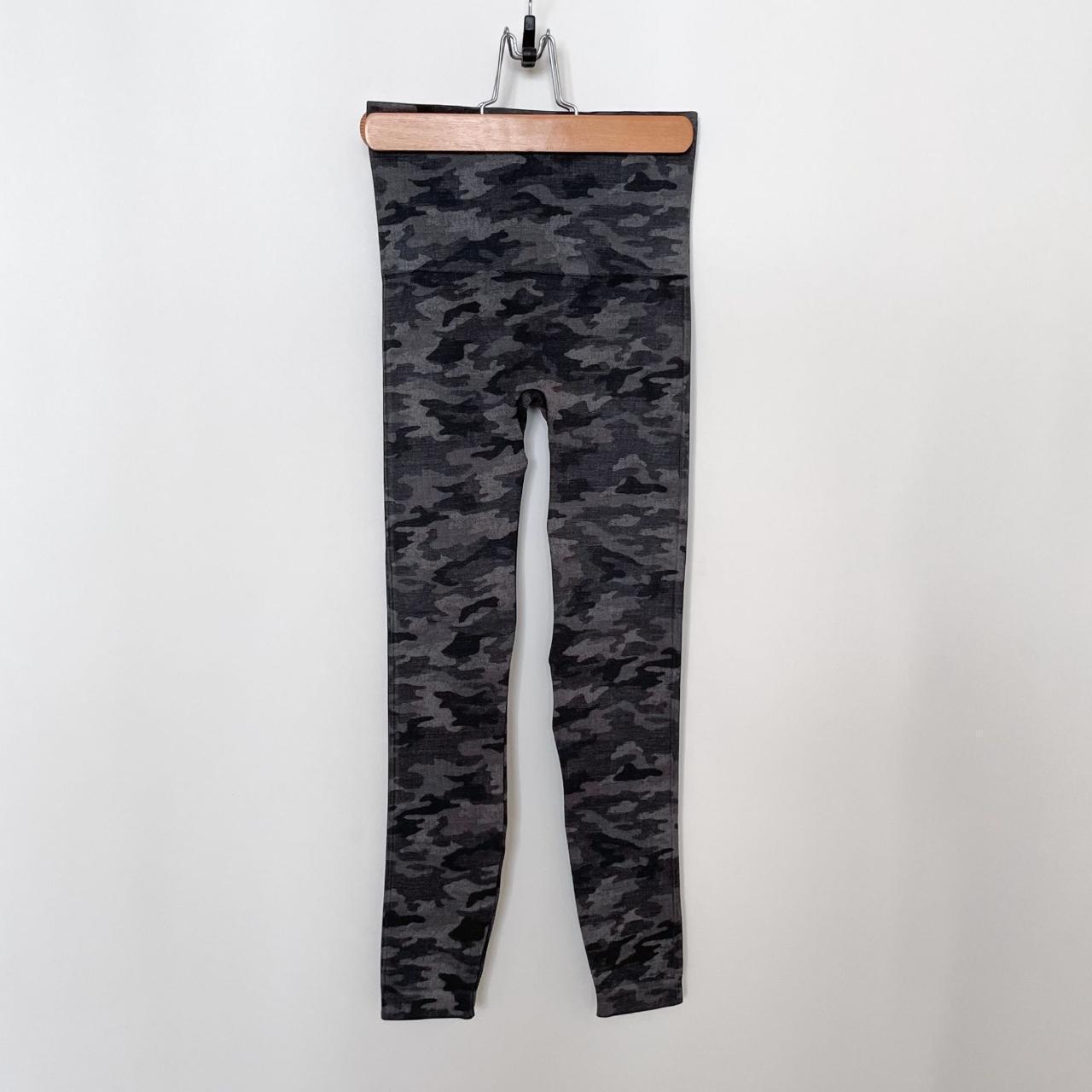Buy SPANX Women's Look at me Now Seamless Leggings Heather Camo, Heather  Camo, Small at