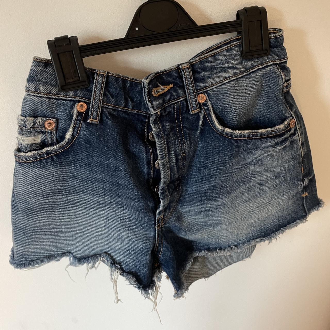 item listed by averyyy2627