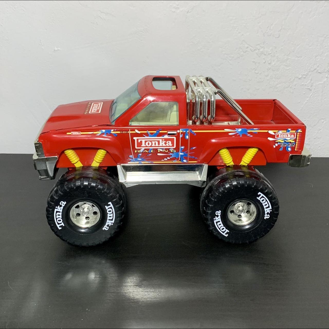 Hasbro Tonka Truck zafu