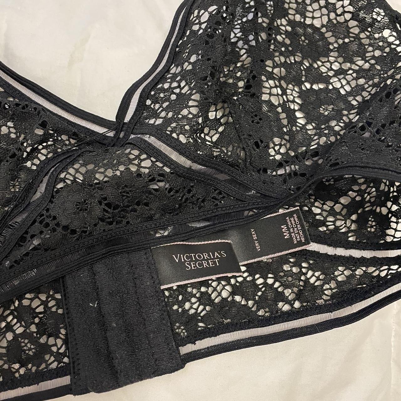 Victoria's Secret Women's Black Bra | Depop