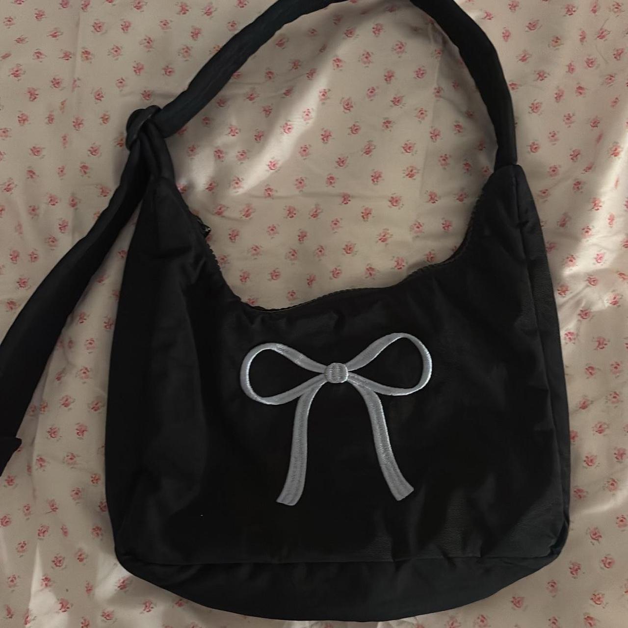Sandy liang-baggu - Depop