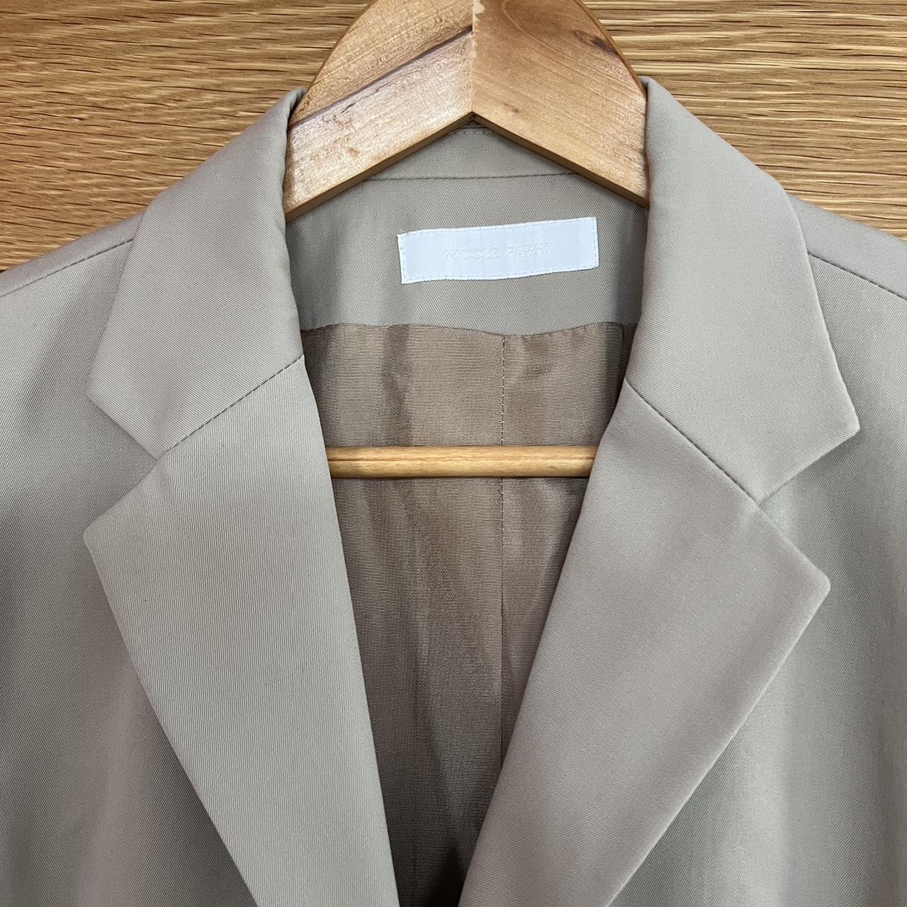 1990s vintage designer Nicole Farhi beige blazer...