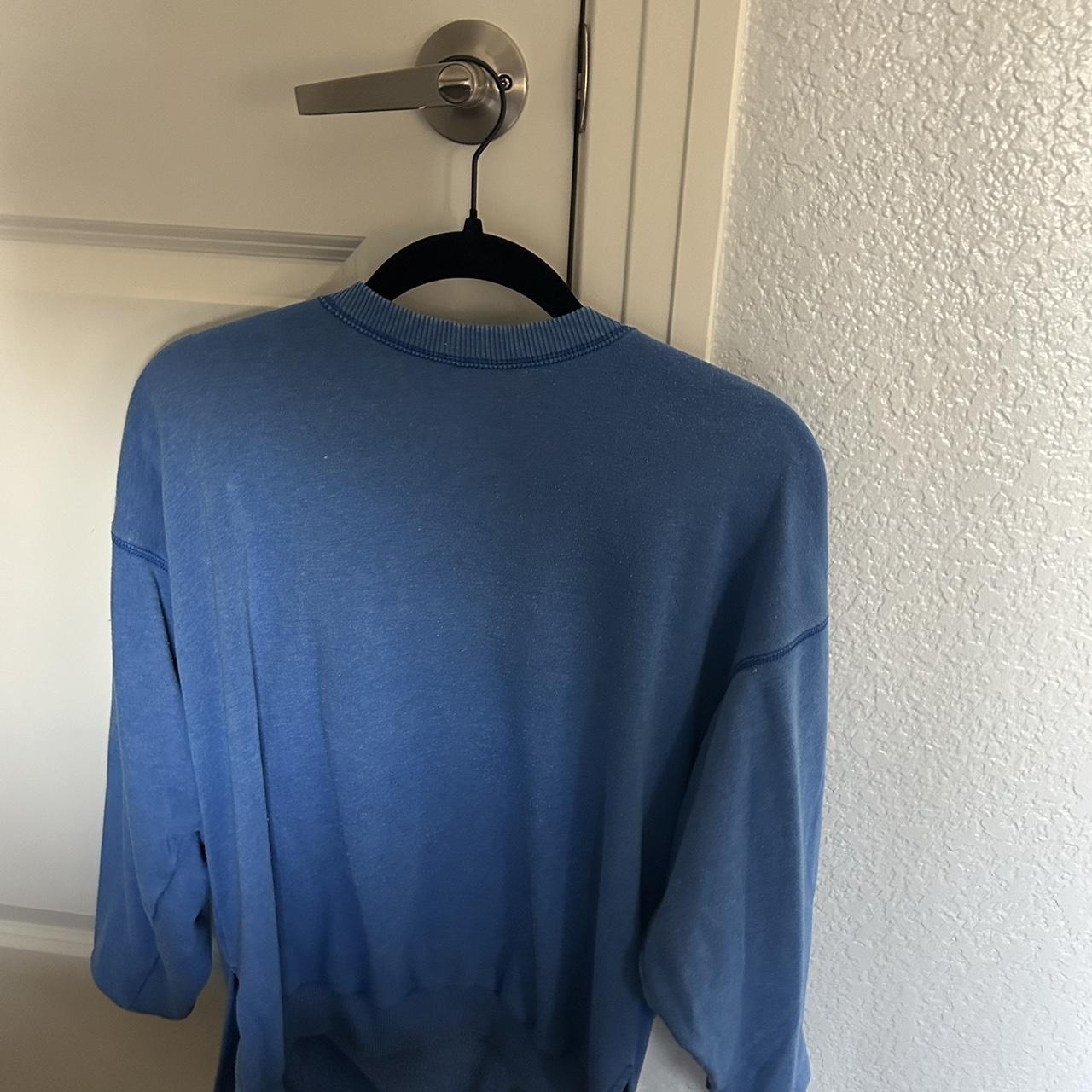 American Eagle Crewneck -so soft -worn and few times - Depop