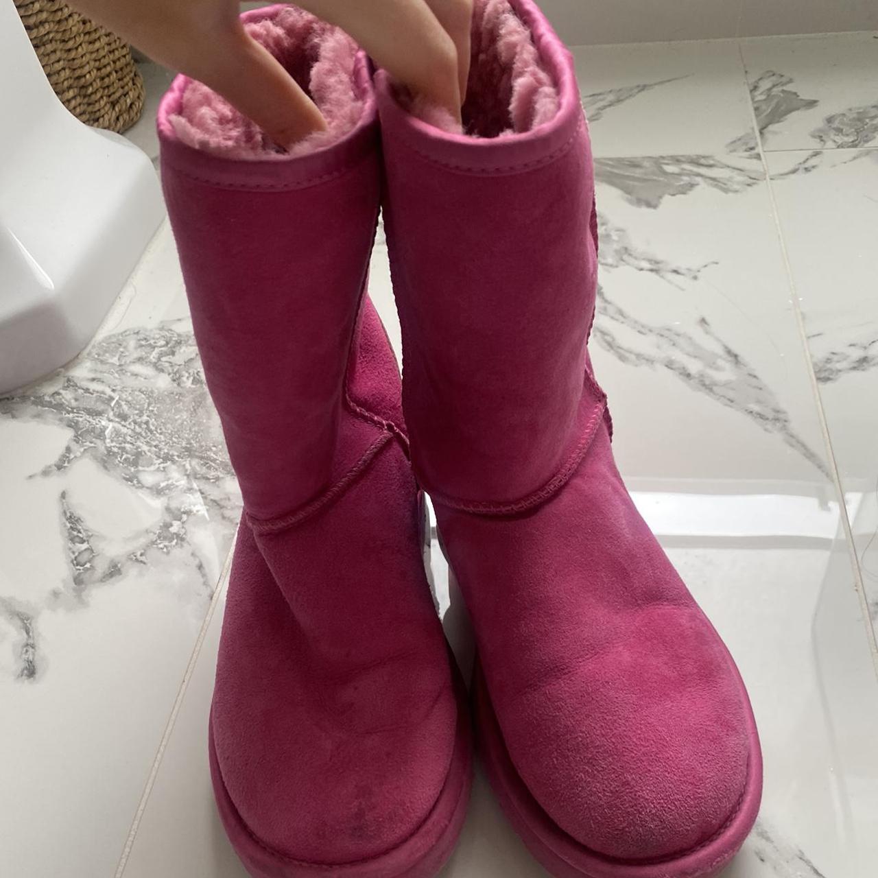 Hot pink discount ugg boots