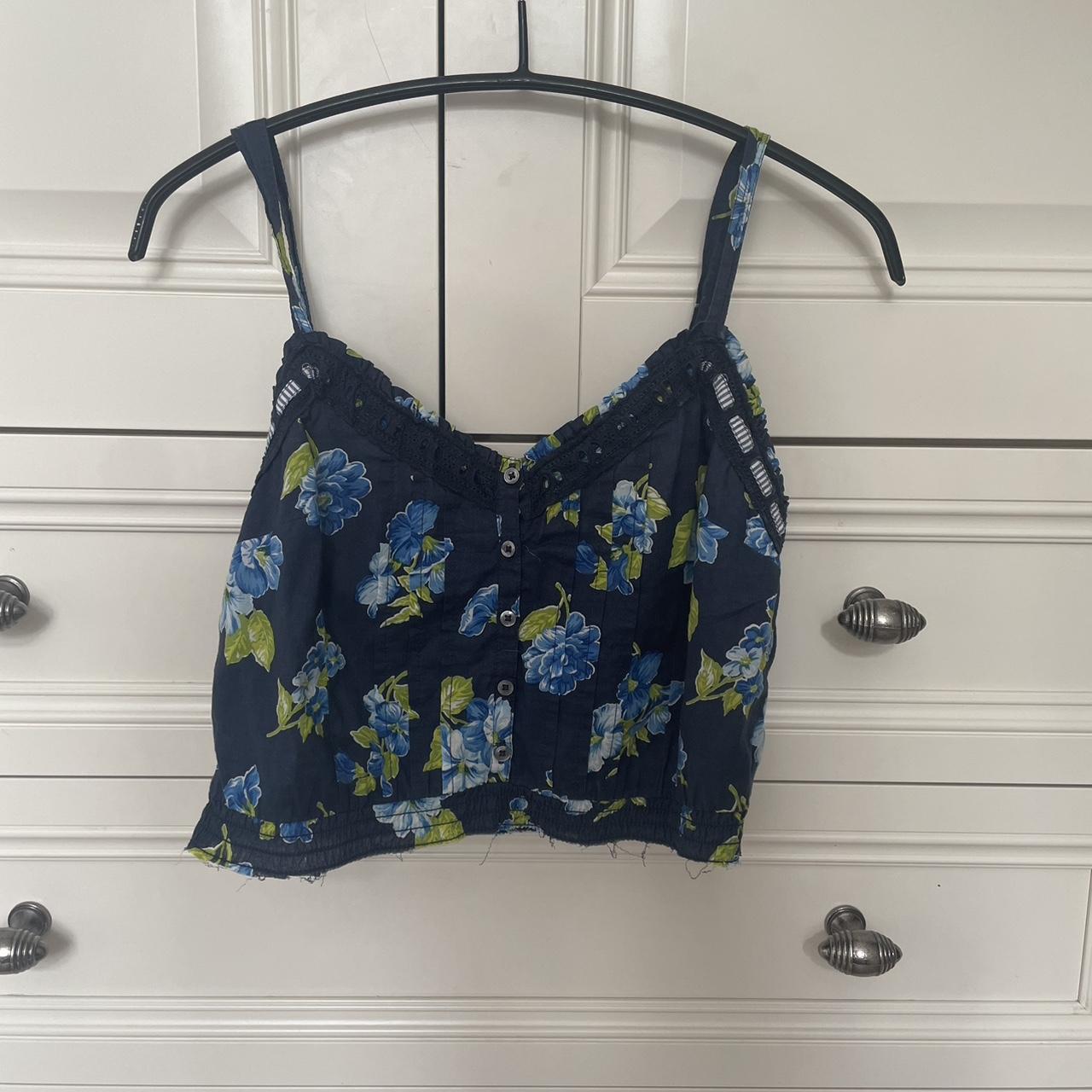 Cute holister top x #y2k #floral - Depop