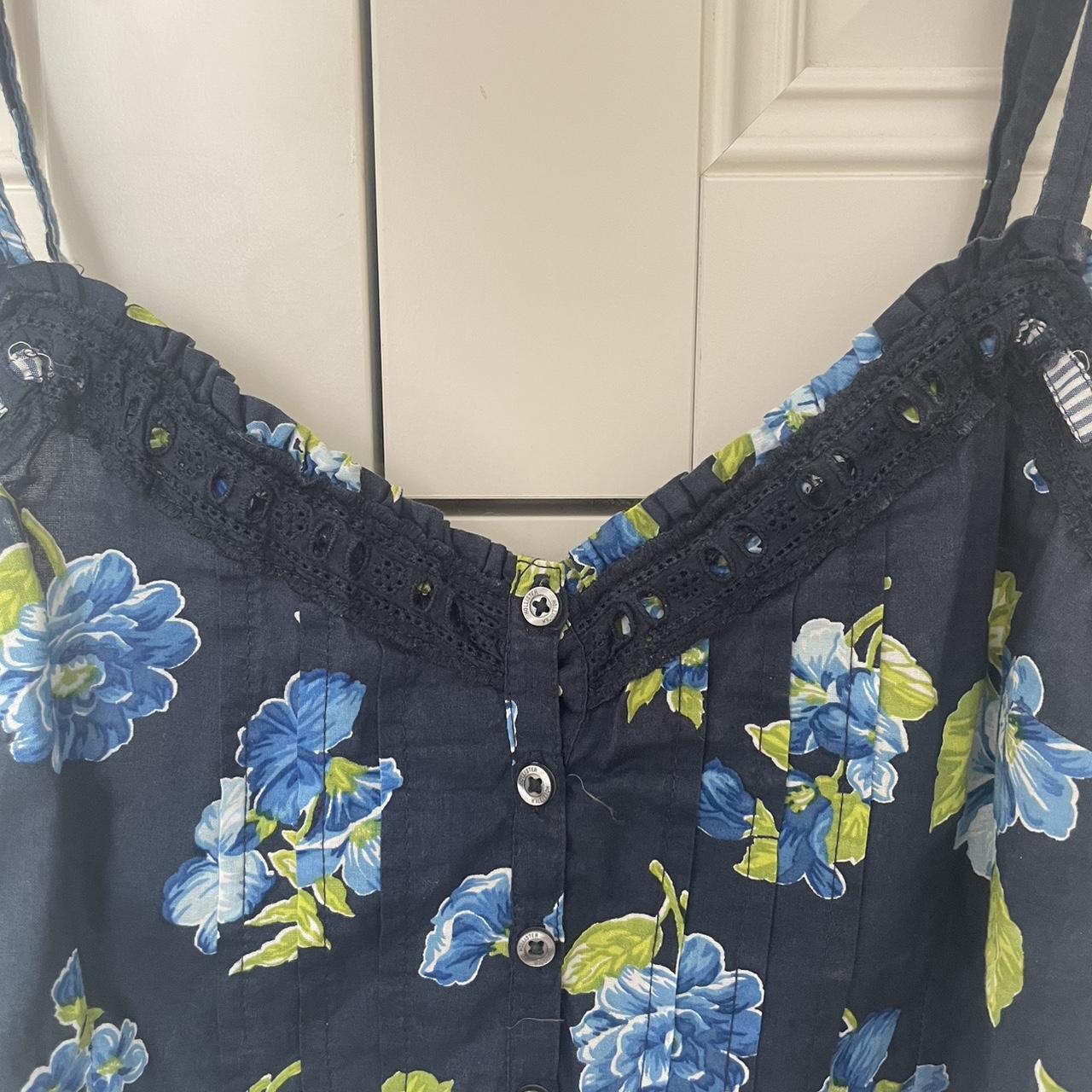 Cute holister top x #y2k #floral - Depop