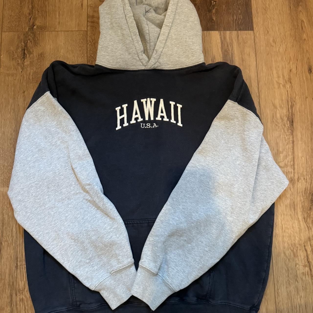 brandy melville hawaii sweatshirt, super cute, a... Depop