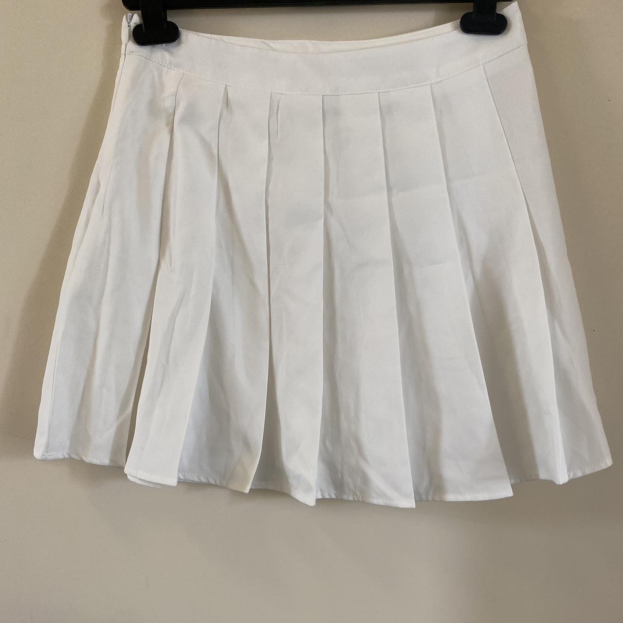 Cute white pleated tennis skirt never worn high... - Depop