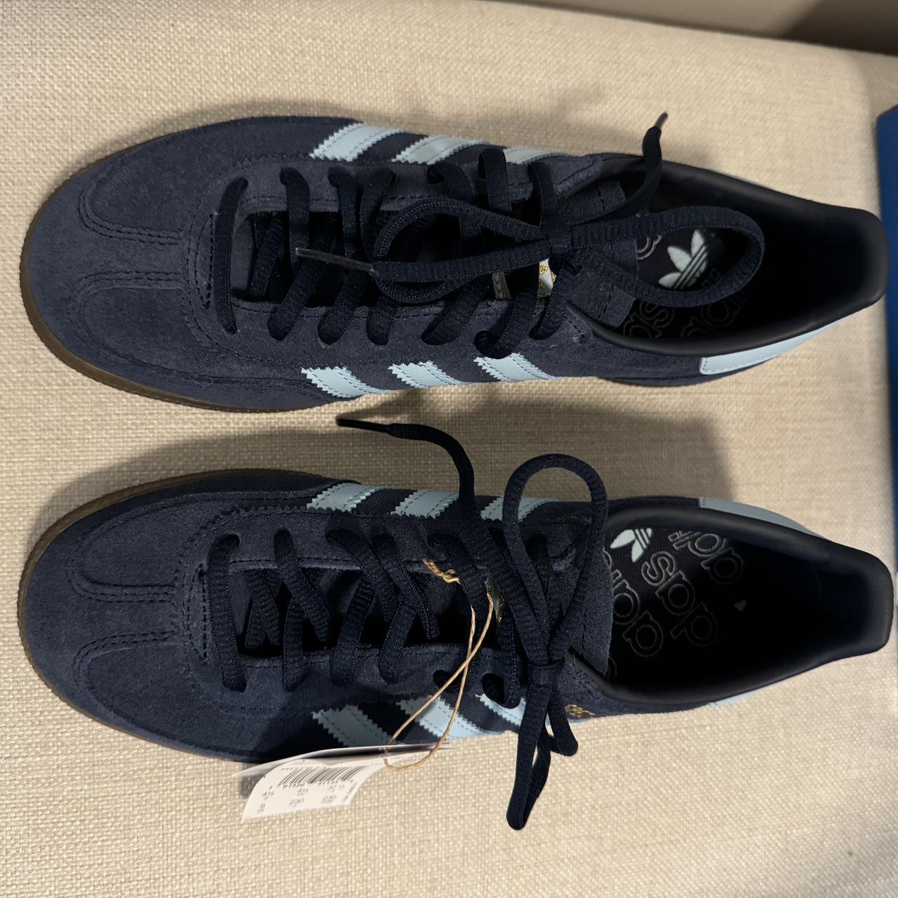 mens navy blue adidas trainers