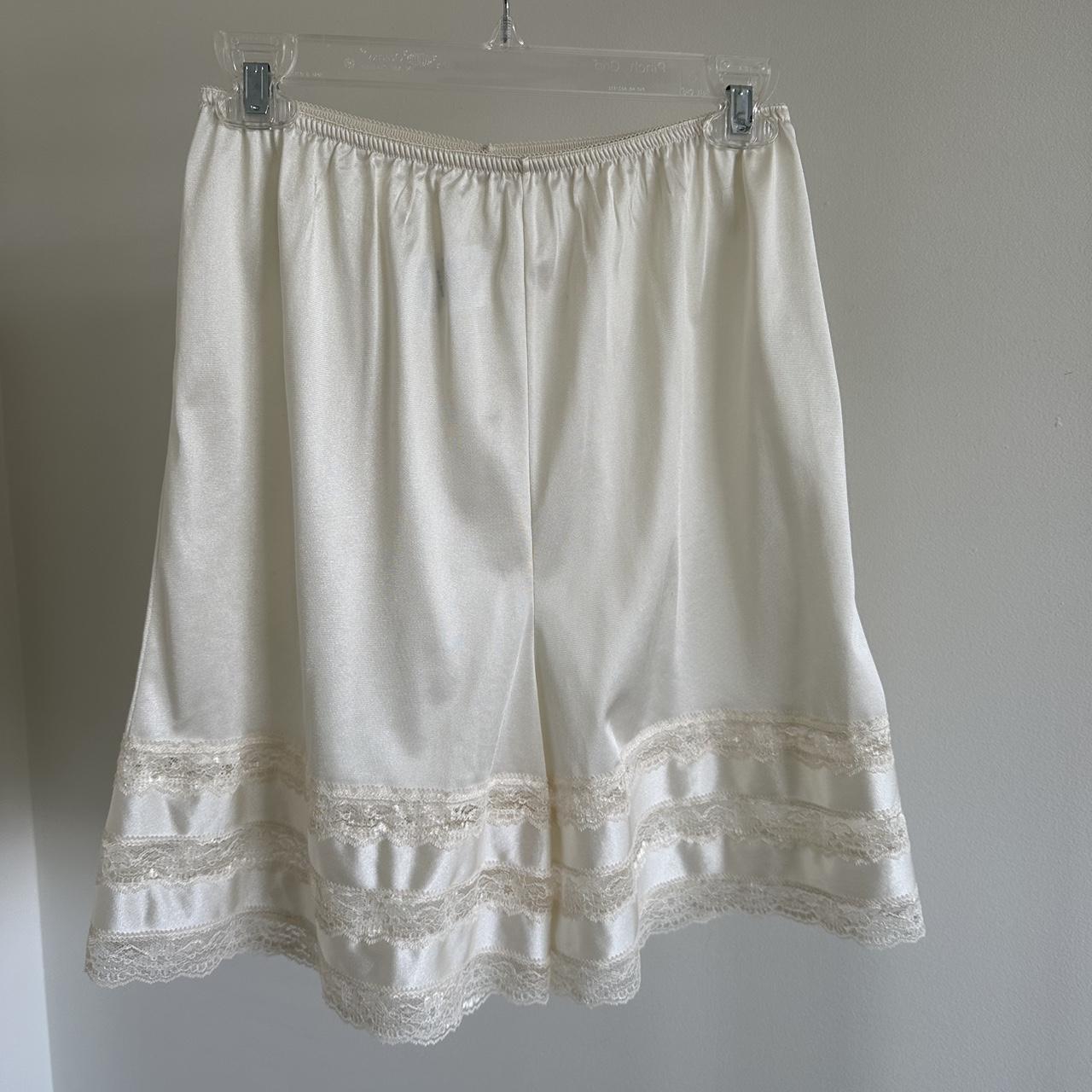 Women's Cream and Gold Panties | Depop