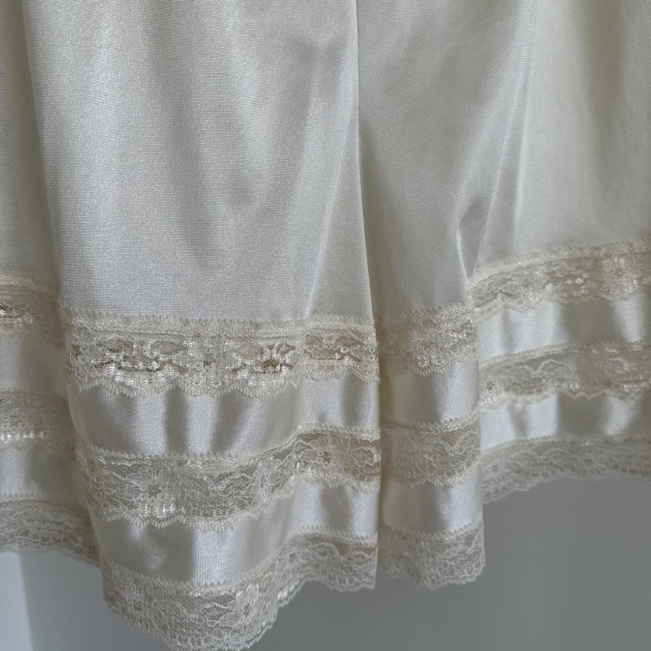 Women's Cream and Gold Panties | Depop