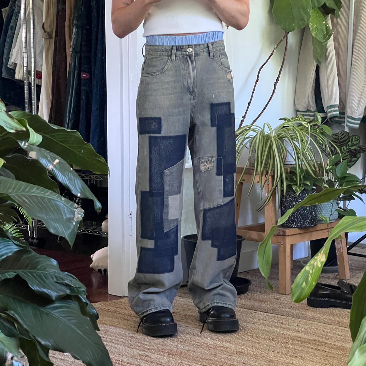 Cider Women's Blue and Navy Jeans Depop