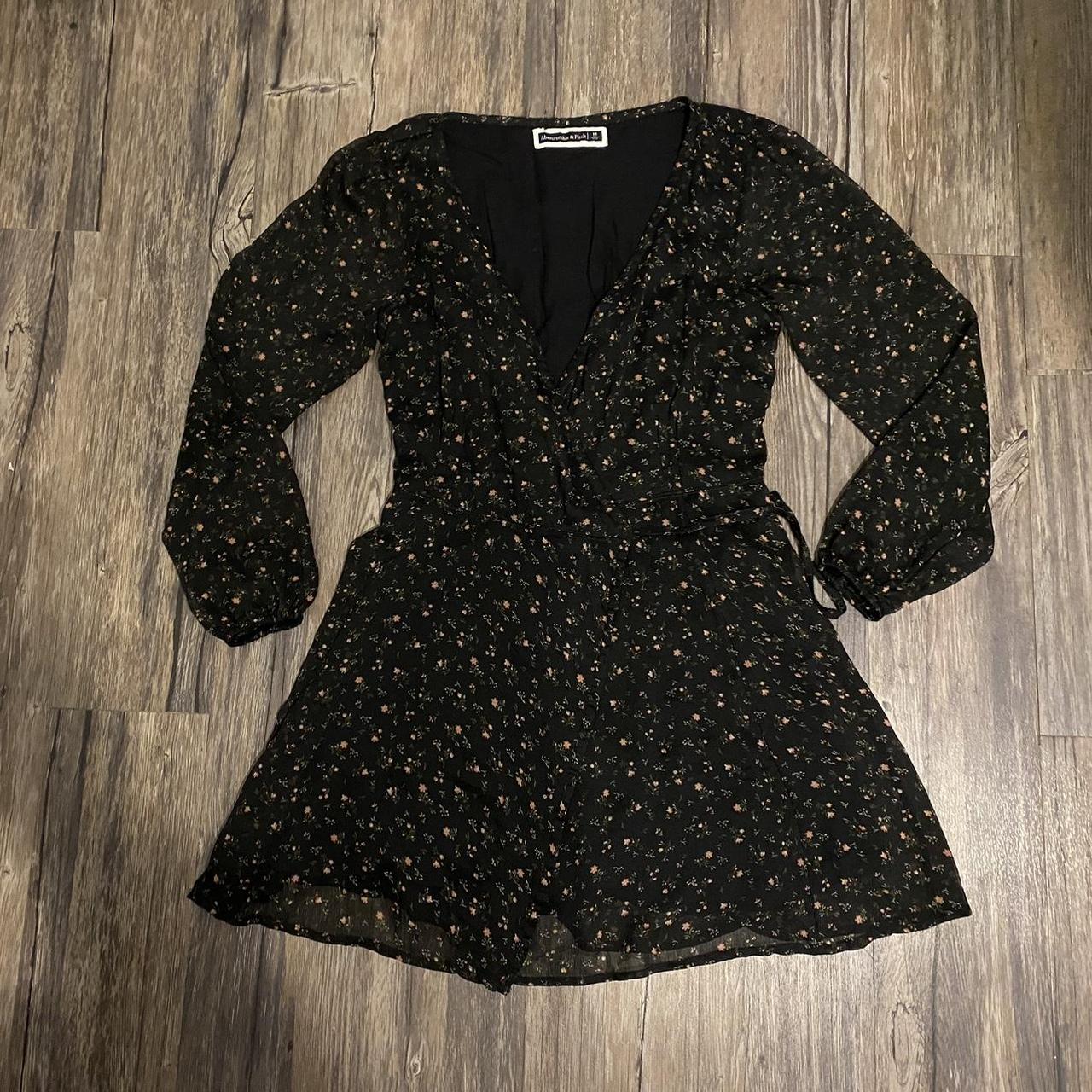 Abercrombie & Fitch Women's Black And Pink Dress | Depop