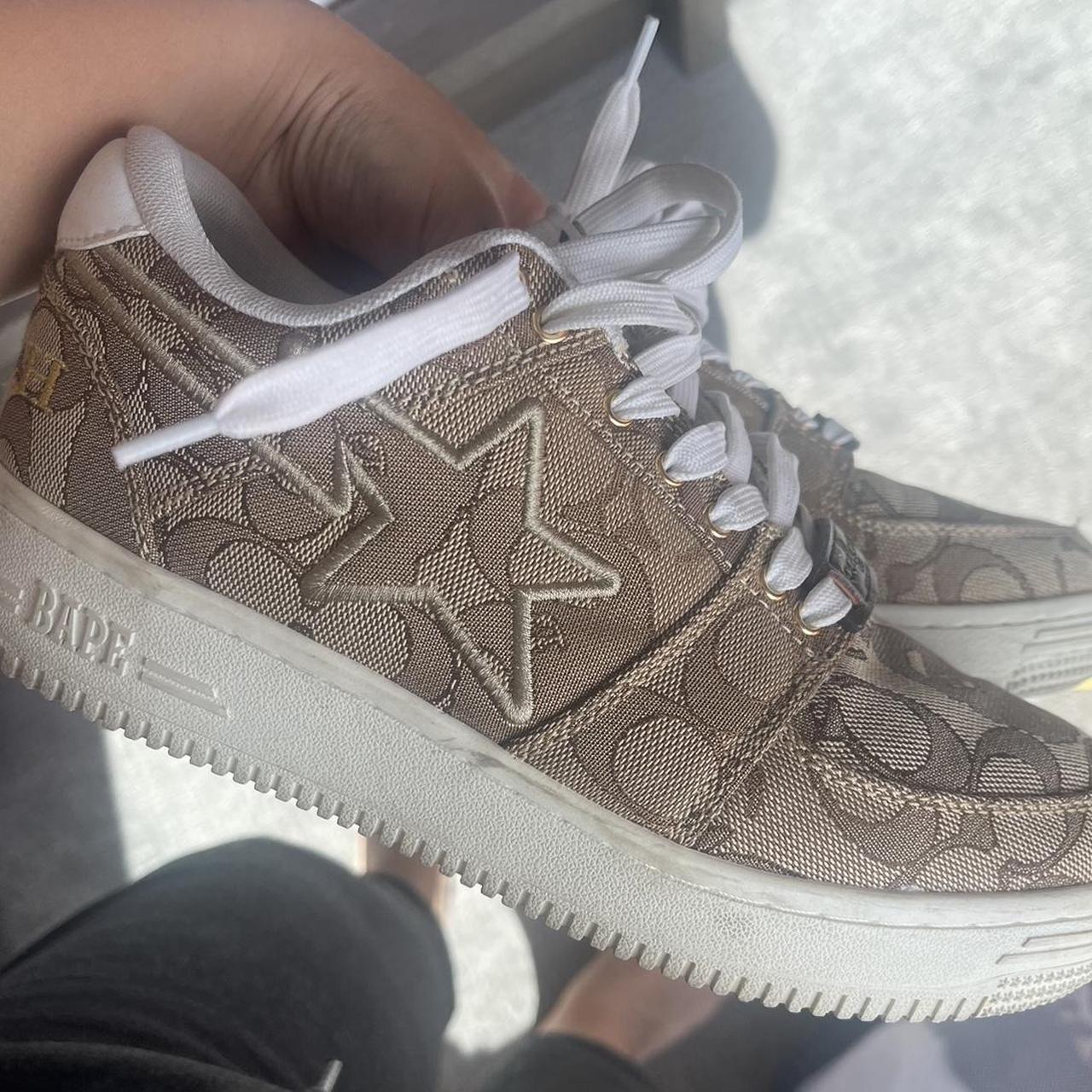 A Bathing Ape Bape Sta Low , Coach beige , Size 7...