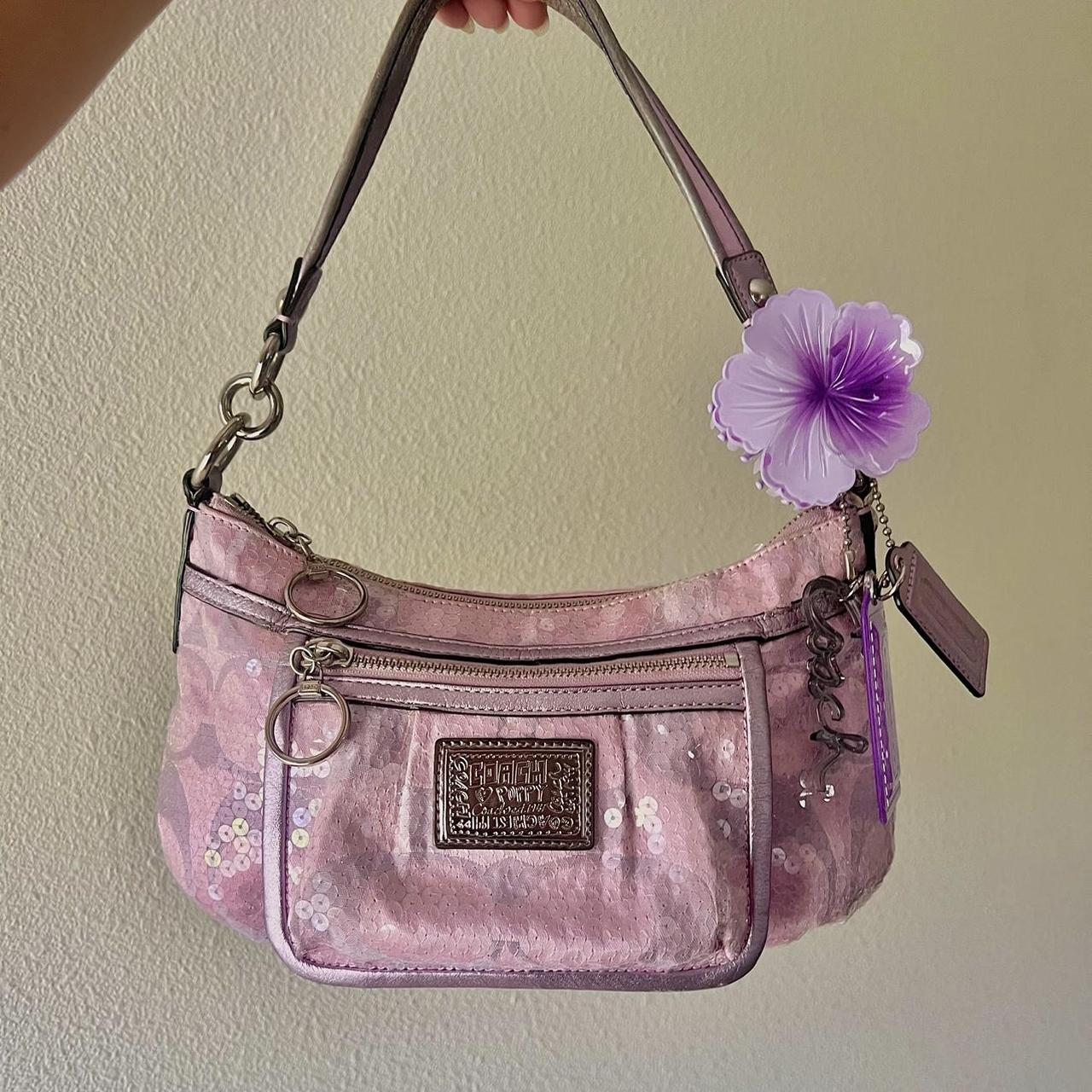 item listed by tinawinnaa