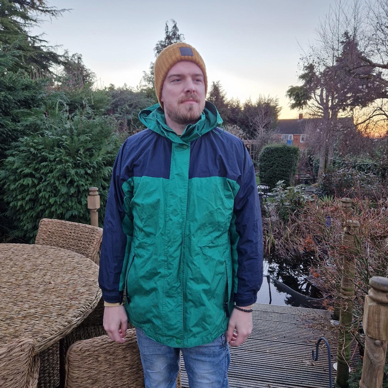 Women's Navy and Green Jacket Depop