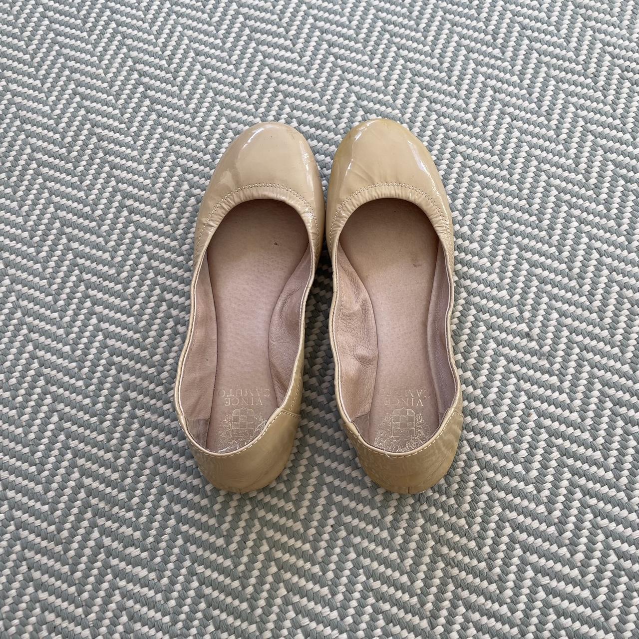 Vince Camuto flats Size 6 vincecamuto flats Depop