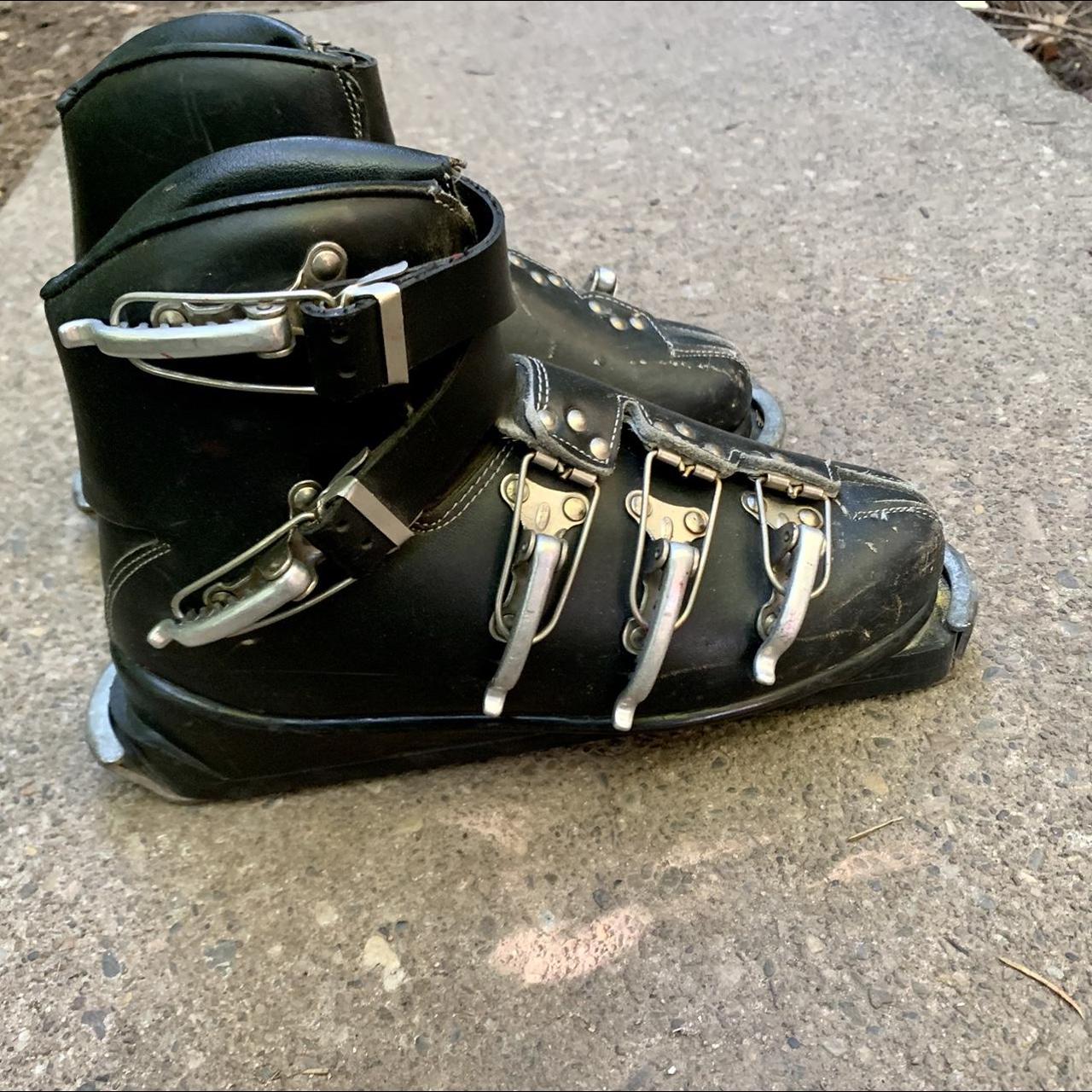 Vintage ski clearance boots