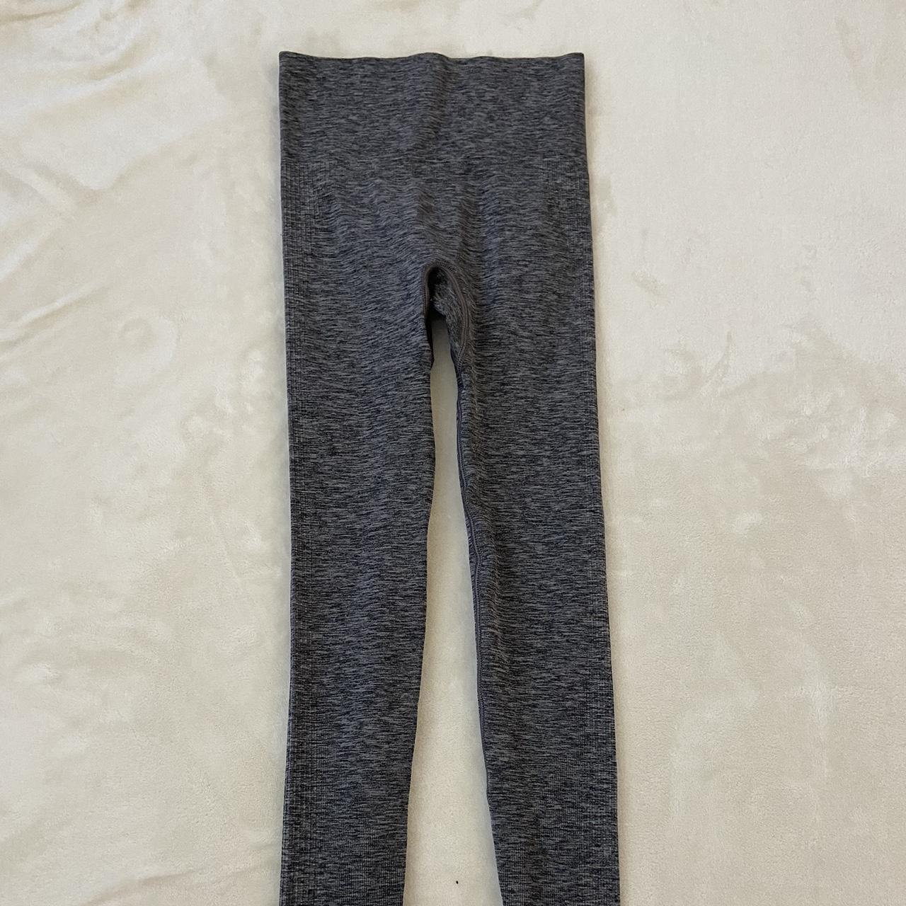 Gilly hicks grey active boost 7/8 leggings so soft... - Depop