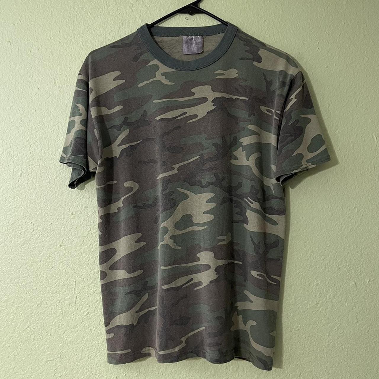 Men's Green and Brown T-shirt | Depop