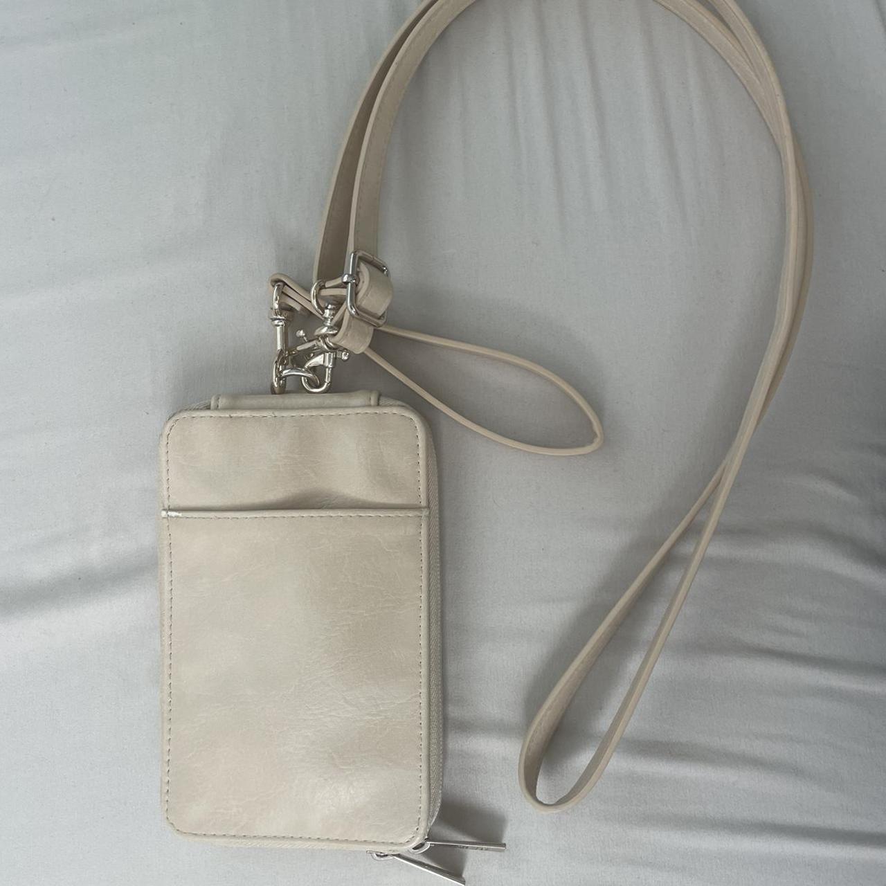 BÉIS PASSPORT CROSSBODY WALLET in the best condition... Depop