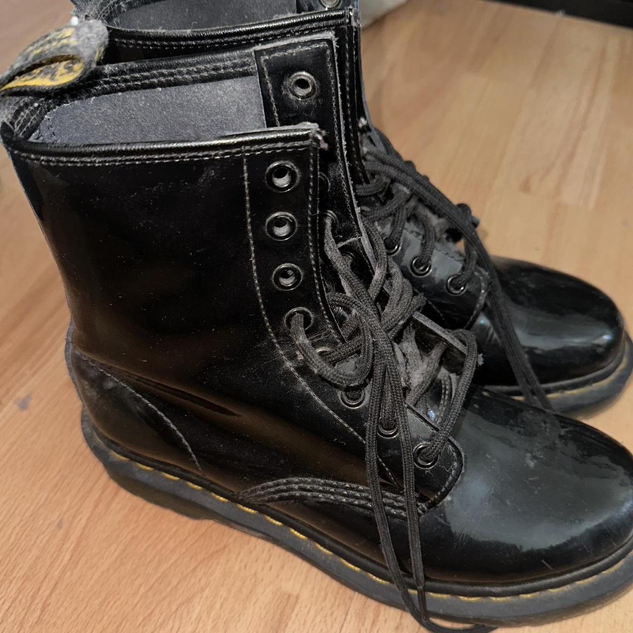 1460 patent doc martens