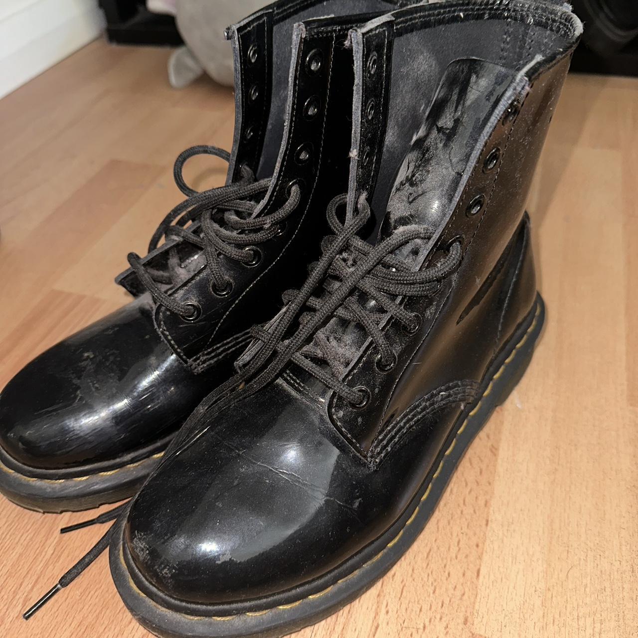 1460 patent doc martens