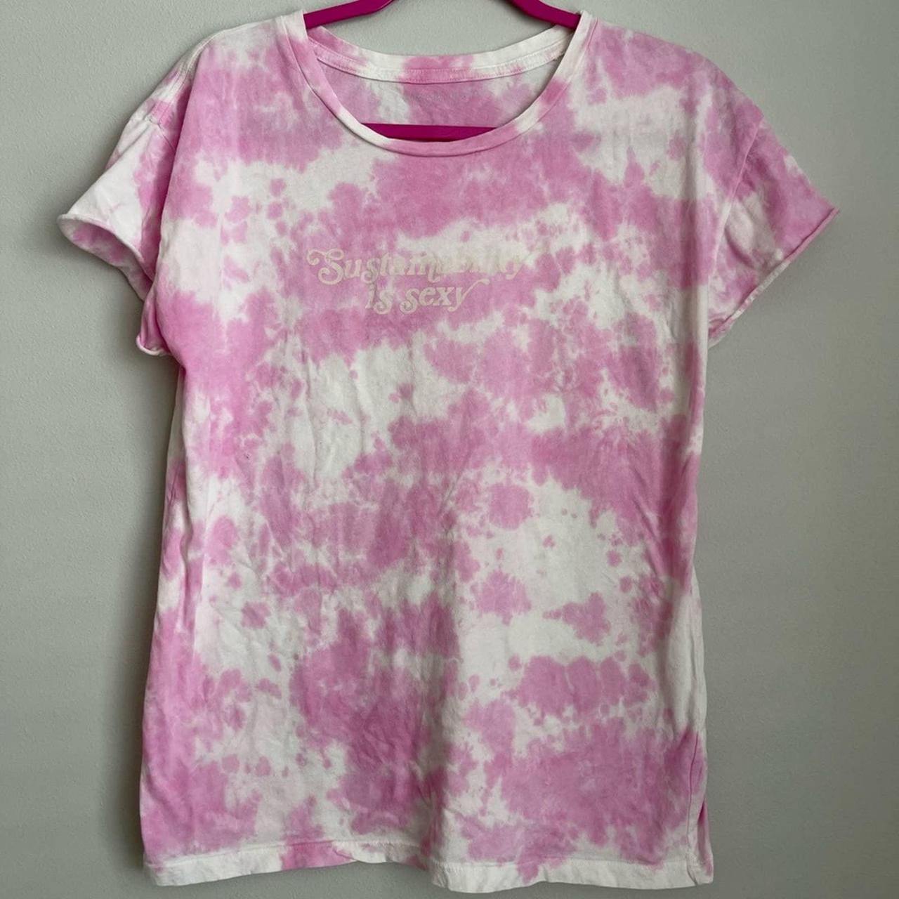 Vitamin A Women's Pink and White T-shirt | Depop