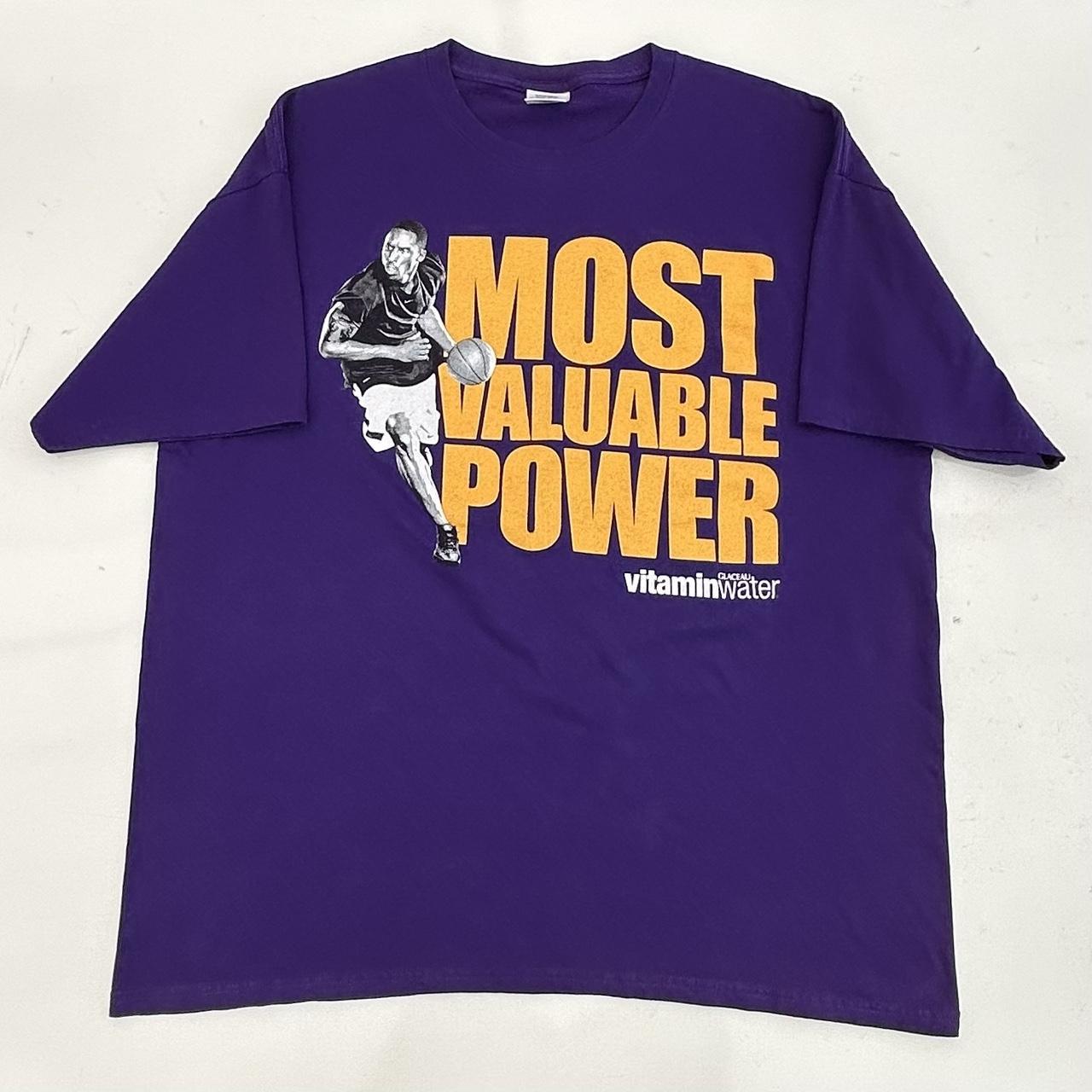 Kobe Bryant vintage hotsell y2k tshirt