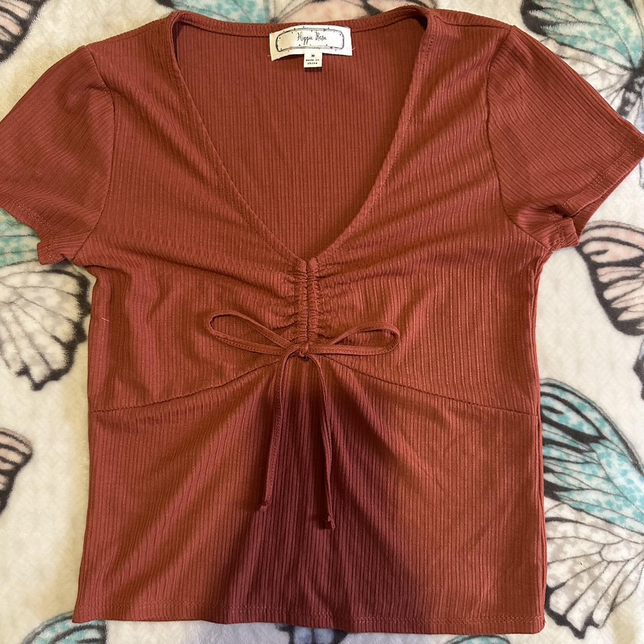 burnt orange crop top! super cute!! has a scrunch in - Depop