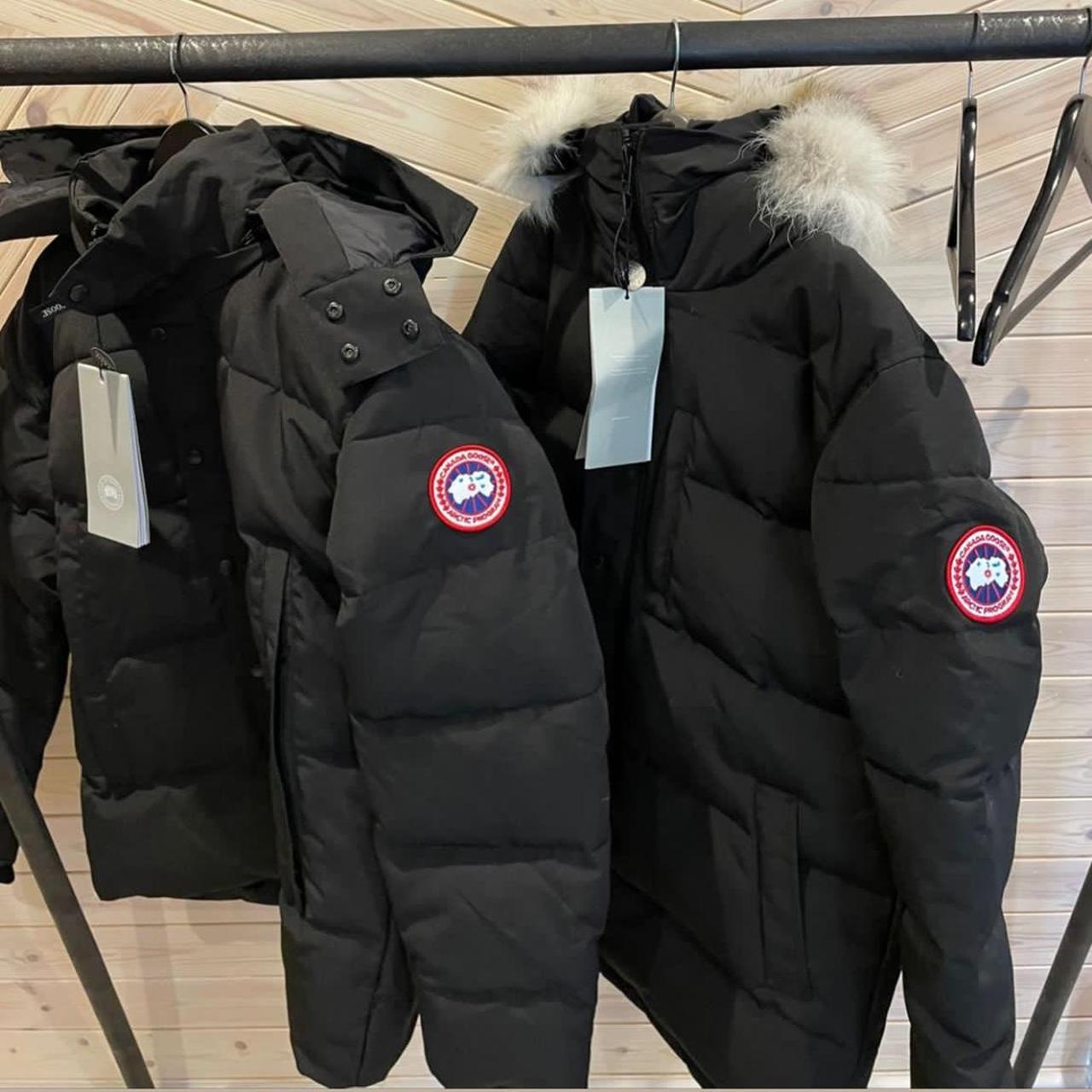 Canada goose Wyndham parka All sizes available DM