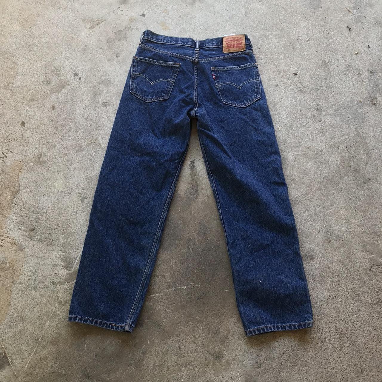 Levi's Men's Navy and Blue Jeans | Depop