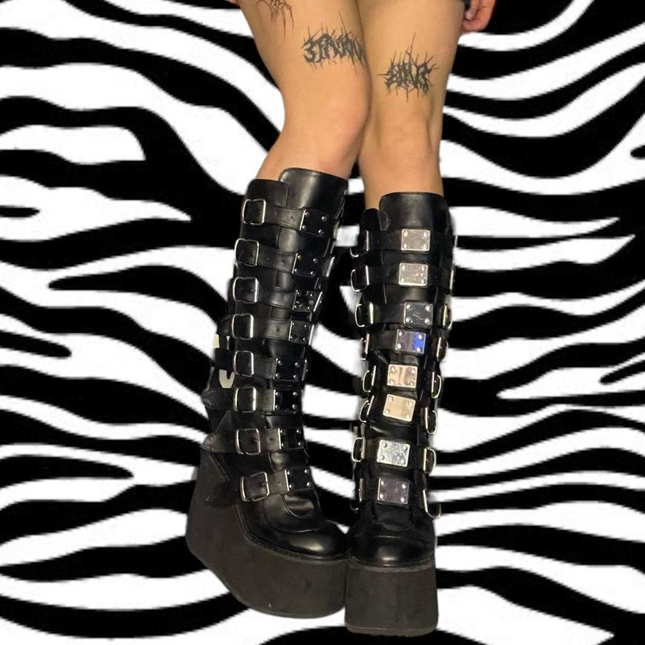 demonia trinity boots pink