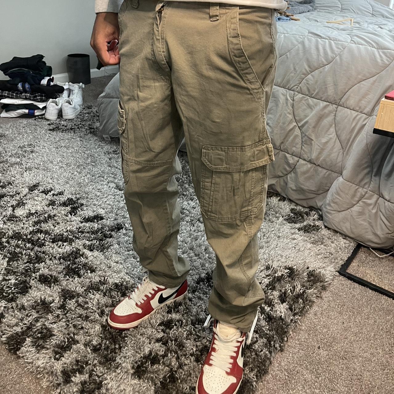 Wrangler Relaxed Fit Cargos - Depop