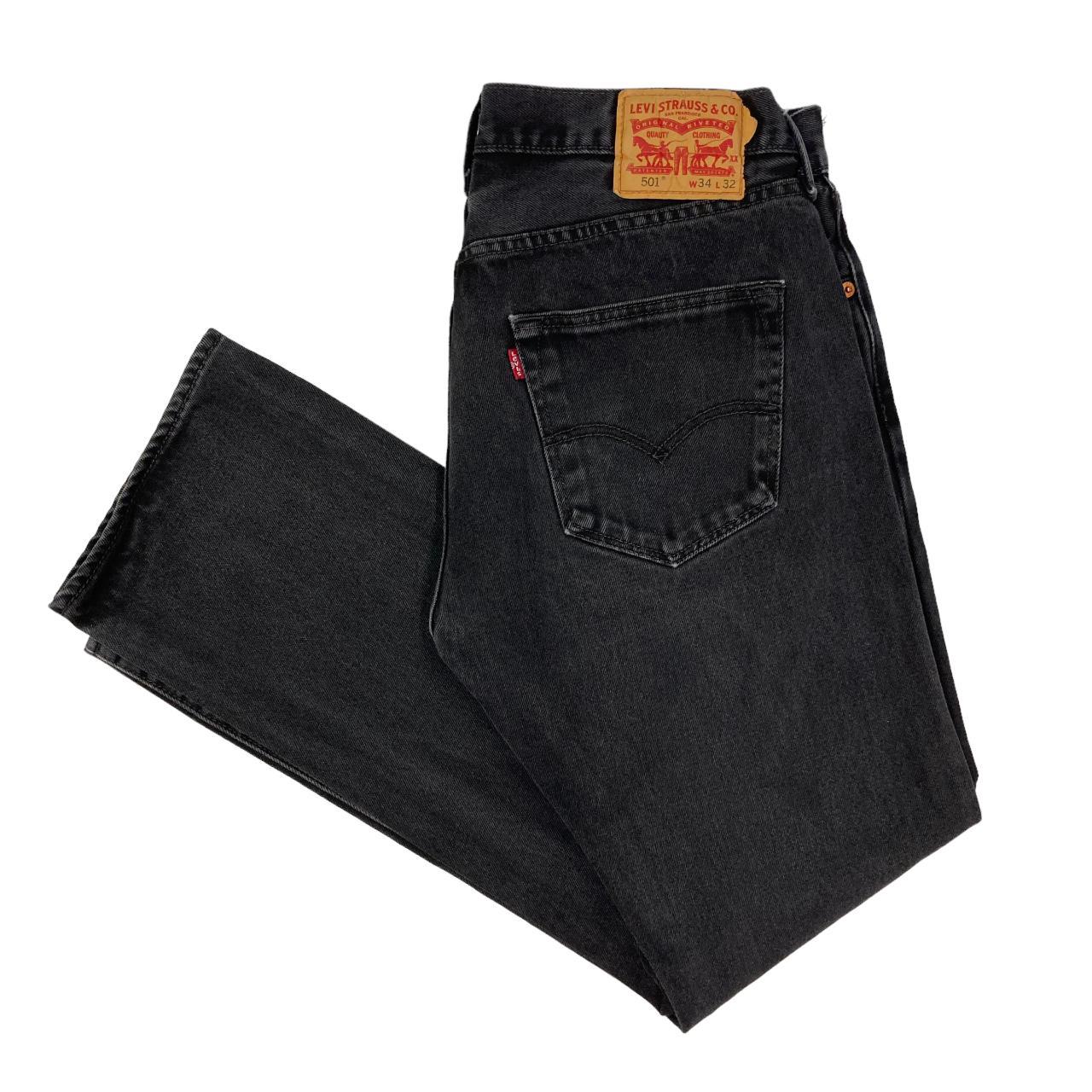 Levi's 501 Jeans Vintage Black 32W 31L Regular... - Depop